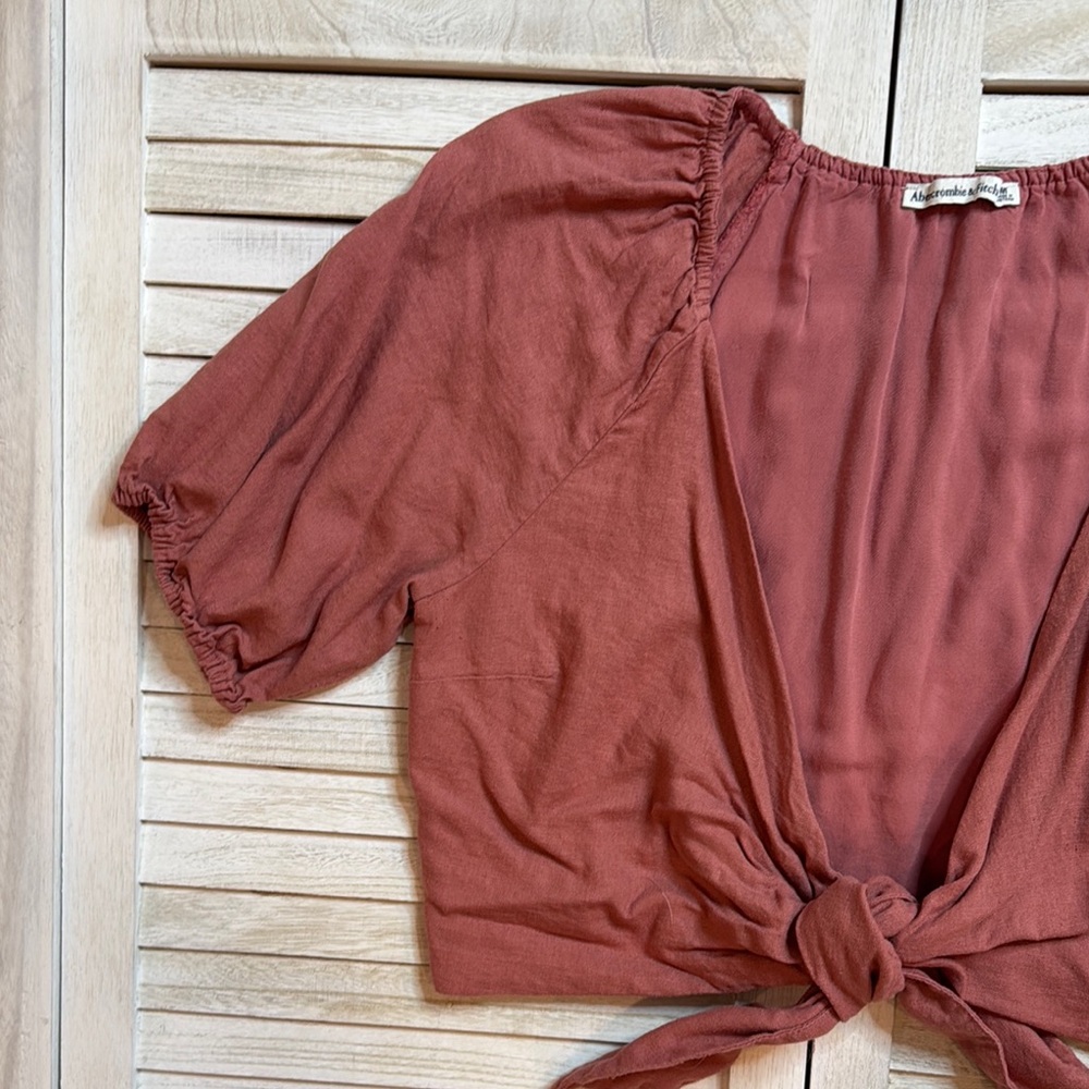 Rust Tie-Front Blouse - Picture 3 of 8